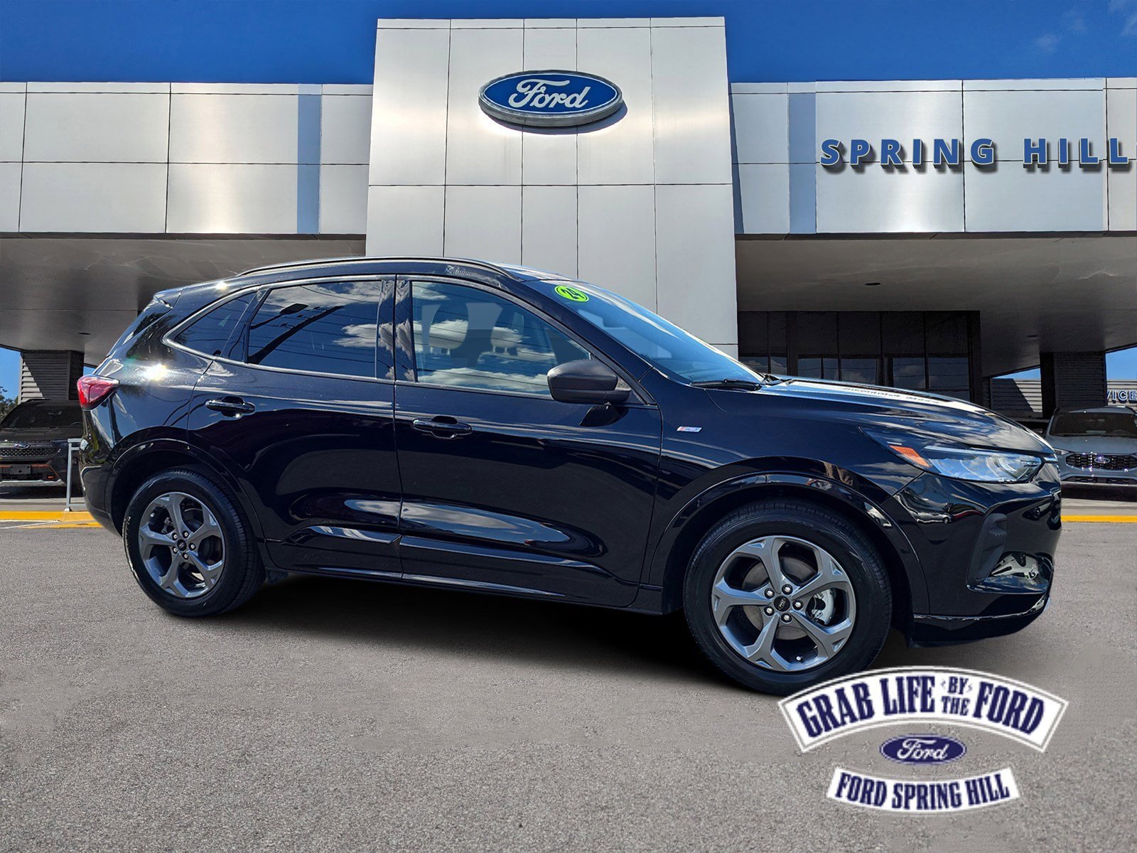 Certified 2024 Ford Escape ST-Line image 1