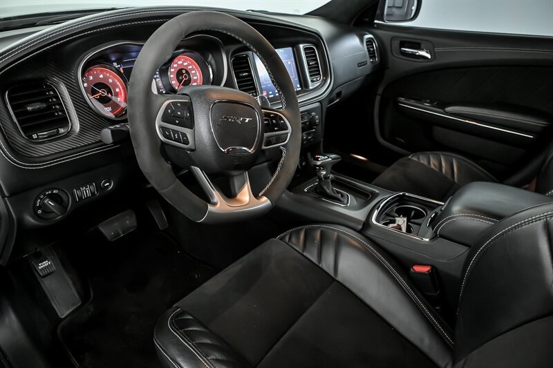 Used 2022 Dodge Charger SRT Hellcat w/ Harman/Kardon Audio Group image 17