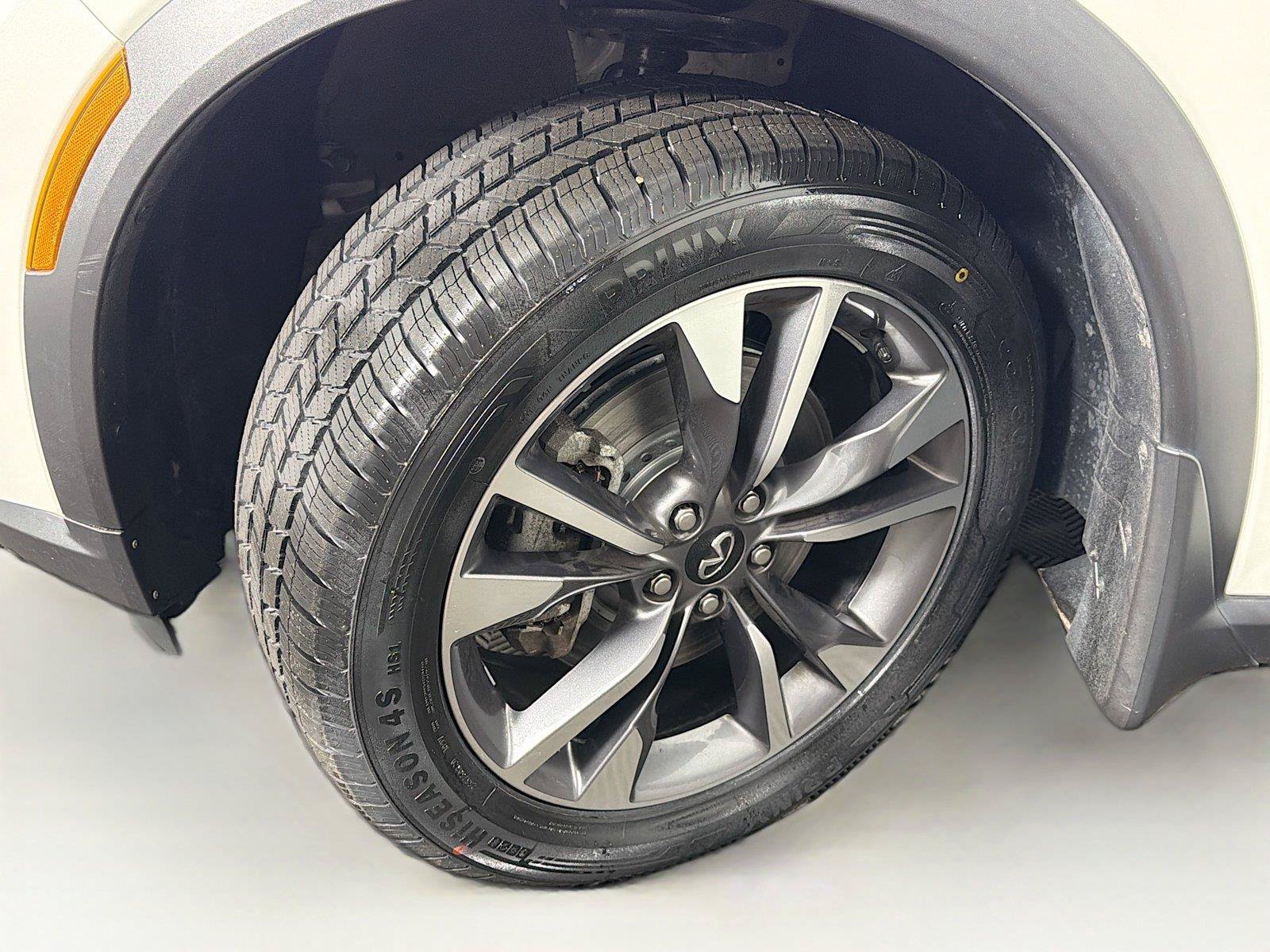 Used 2023 INFINITI QX60 Luxe w/ Cargo Package AWD/4WD image 38