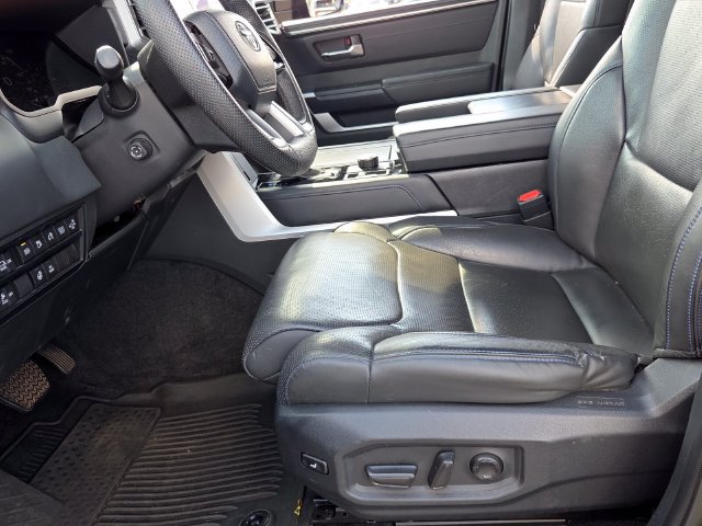 Used 2024 Toyota Sequoia Platinum AWD/4WD image 14