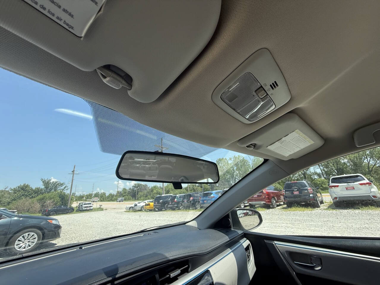 Used 2014 Toyota Corolla LE FWD image 26