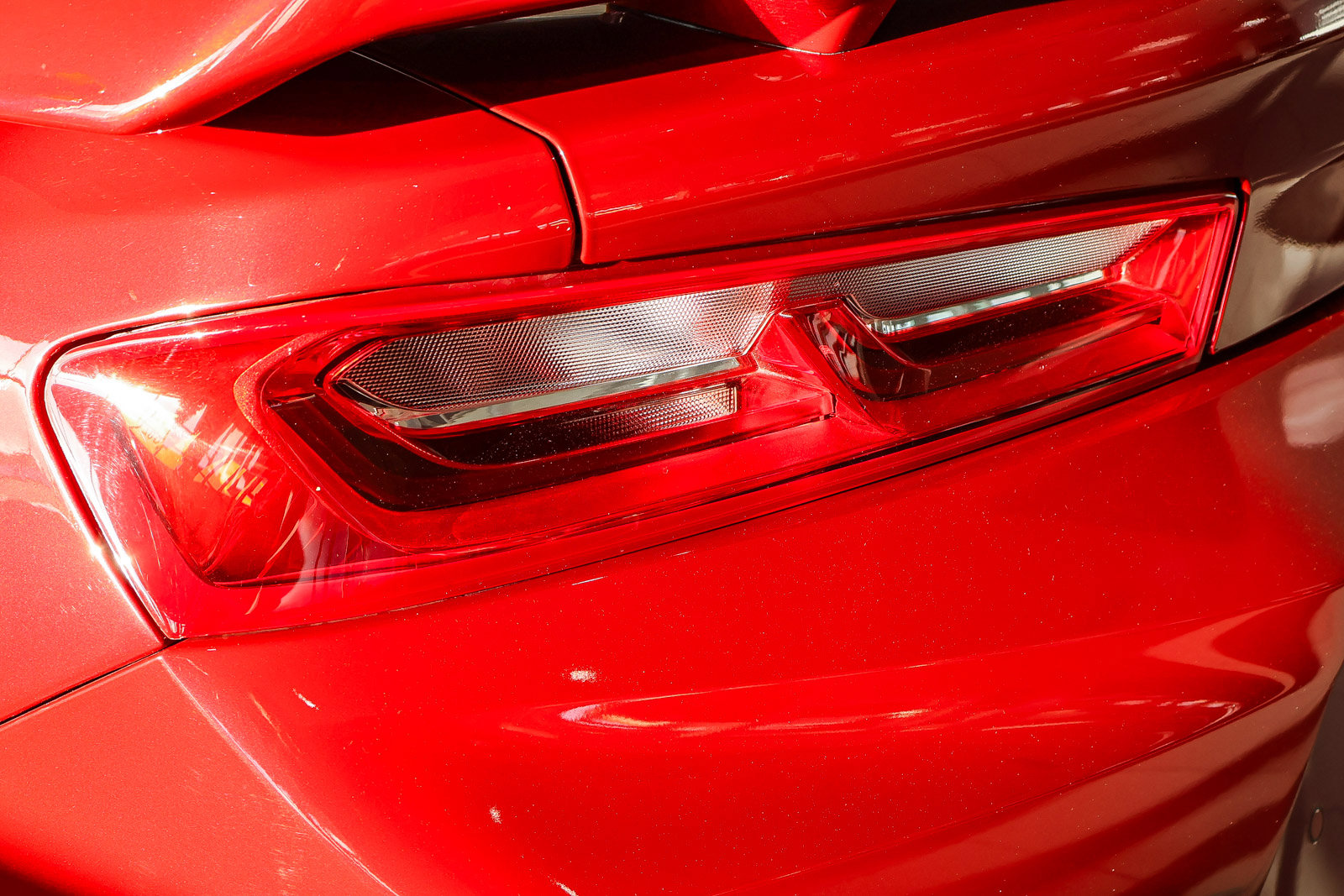 Used 2018 Chevrolet Camaro ZL1 image 23