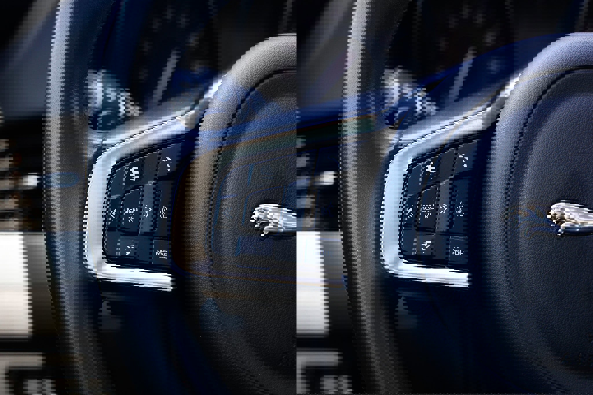 Used 2018 Jaguar XF Prestige image 31