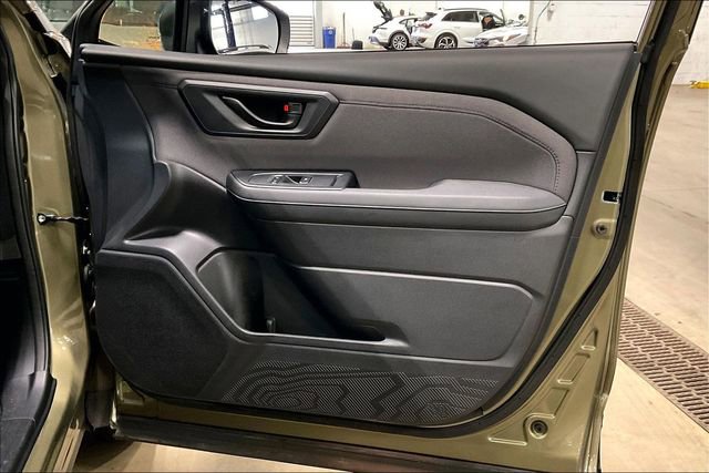 Used 2025 Subaru Forester Premium image 24