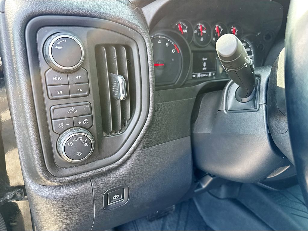 Used 2021 Chevrolet Silverado 1500 Custom Trail Boss image 10