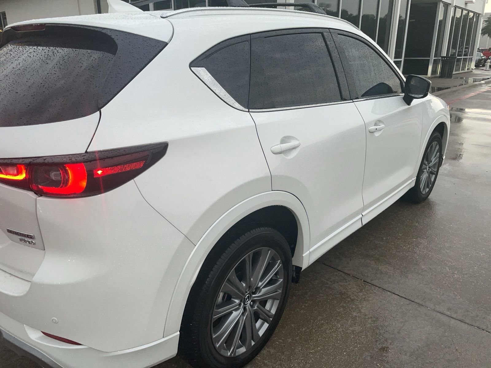 Used 2024 MAZDA CX-5 Signature AWD/4WD image 7