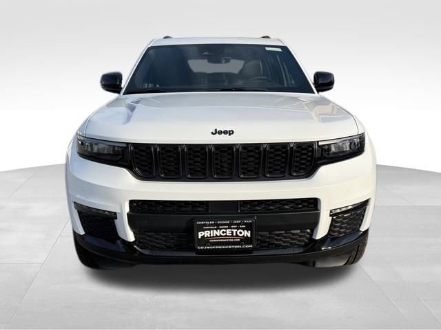 New 2025 Jeep Grand Cherokee L Limited w/ Black Appearance Package image 2
