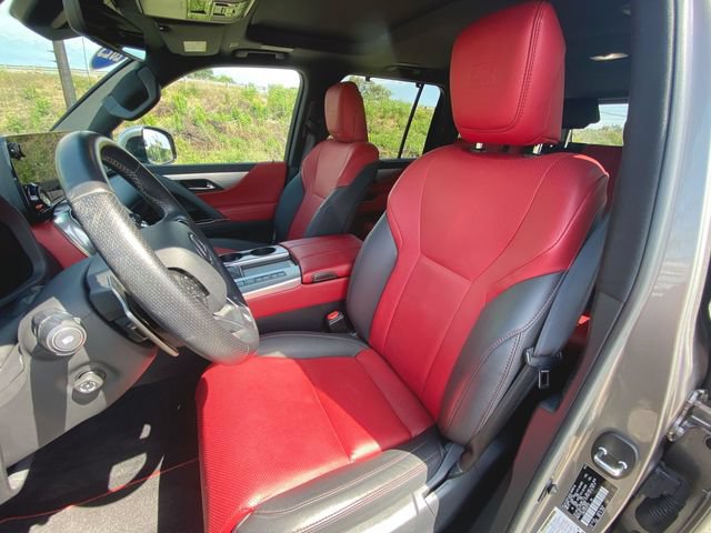 Used 2023 Lexus LX 600 F Sport w/ Accessory Package (Z1) AWD/4WD image 19