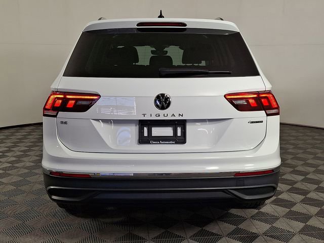 Used 2022 Volkswagen Tiguan SE image 8