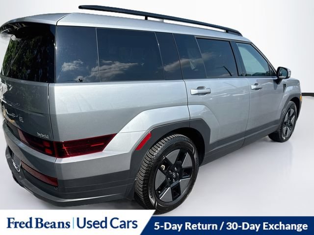 Used 2024 Hyundai Santa Fe SEL FWD image 11