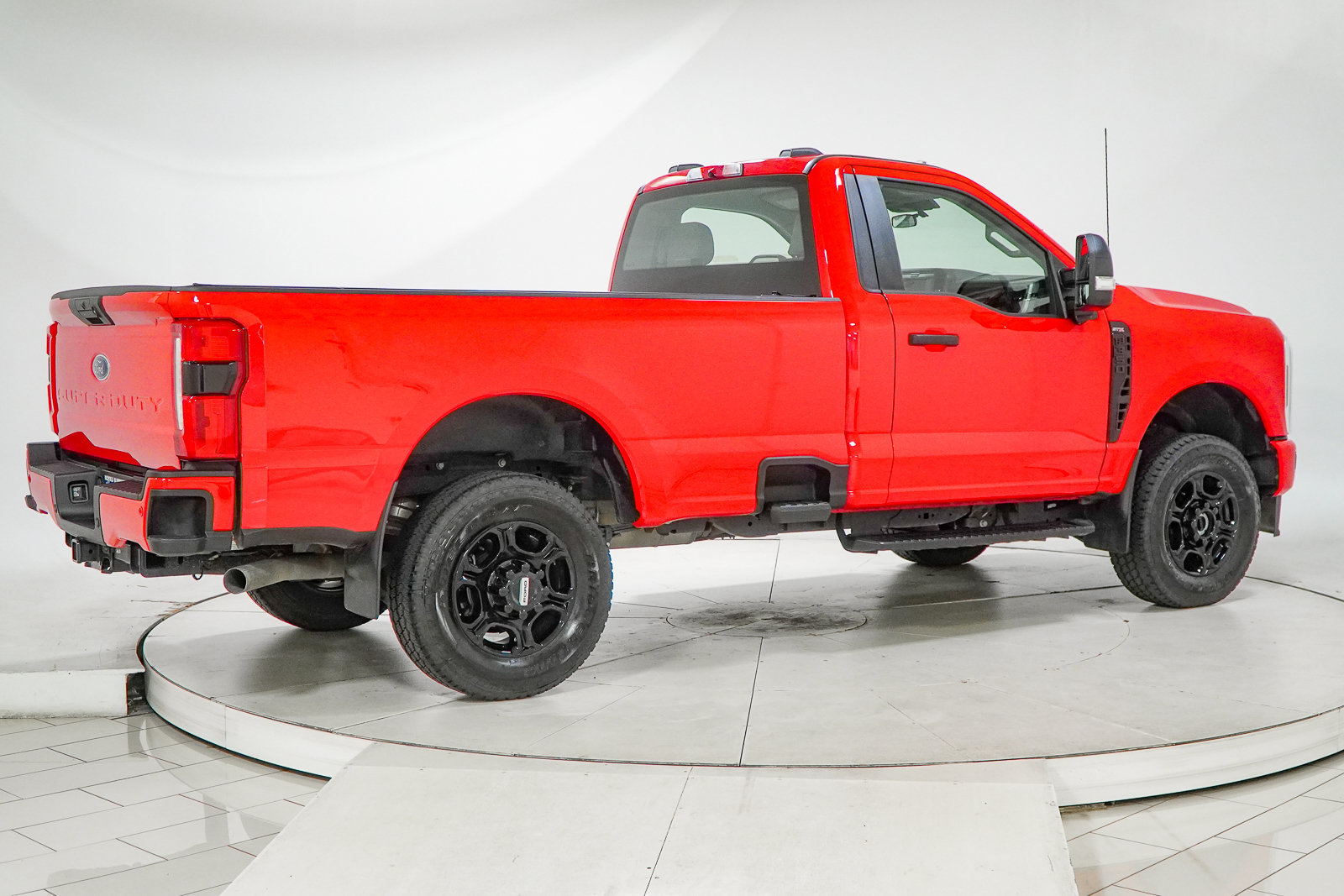 Used 2025 Ford F350 XL w/ STX Appearance Package AWD/4WD image 12