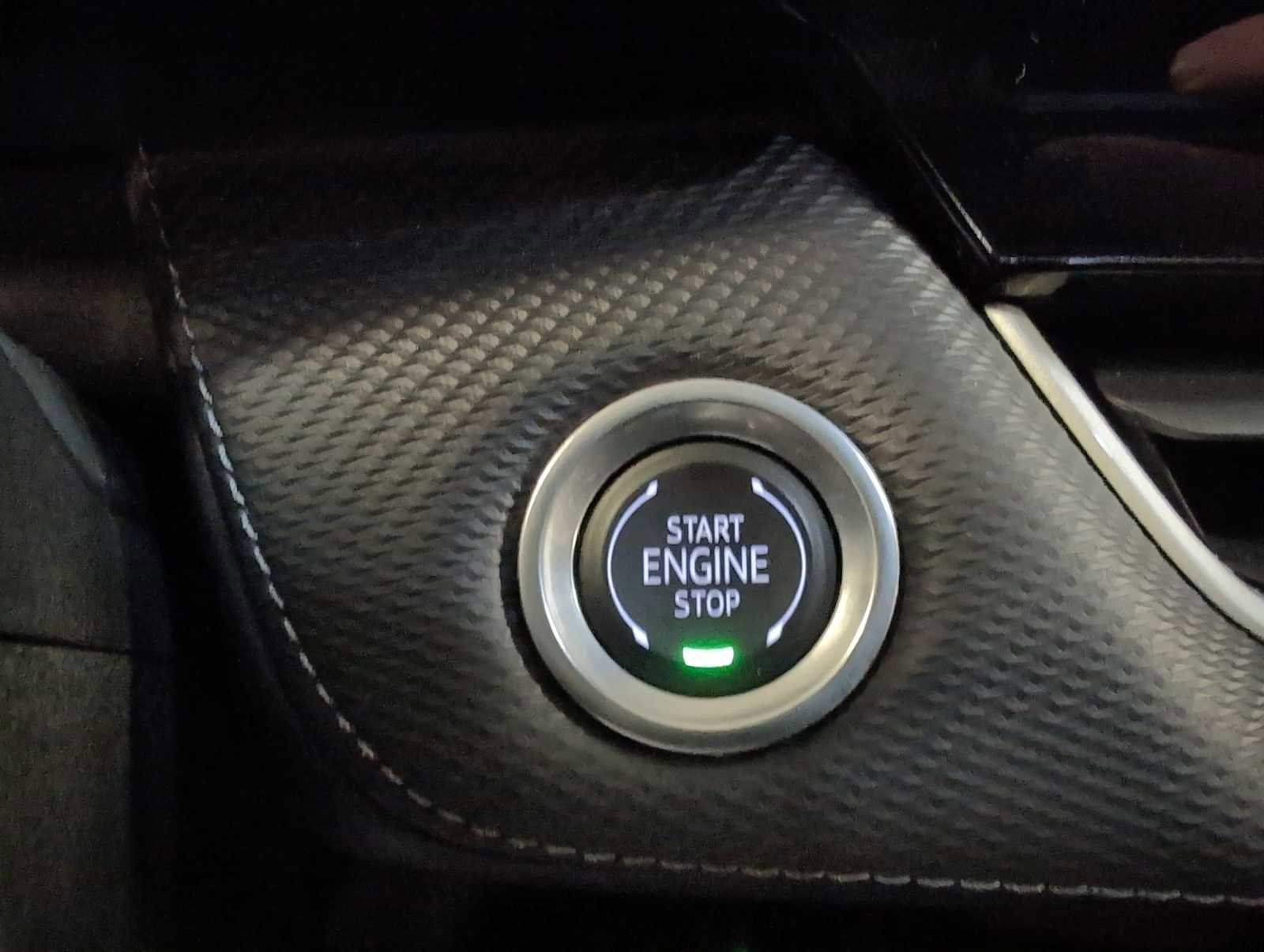 Used 2025 Chevrolet Equinox LT w/ Safety and Technology Package image 17