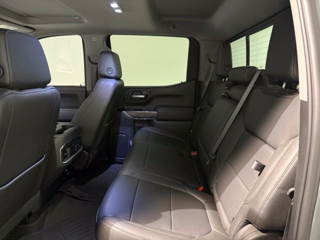 Used 2022 Chevrolet Silverado 1500 LTZ w/ LTZ Premium Package AWD/4WD image 23