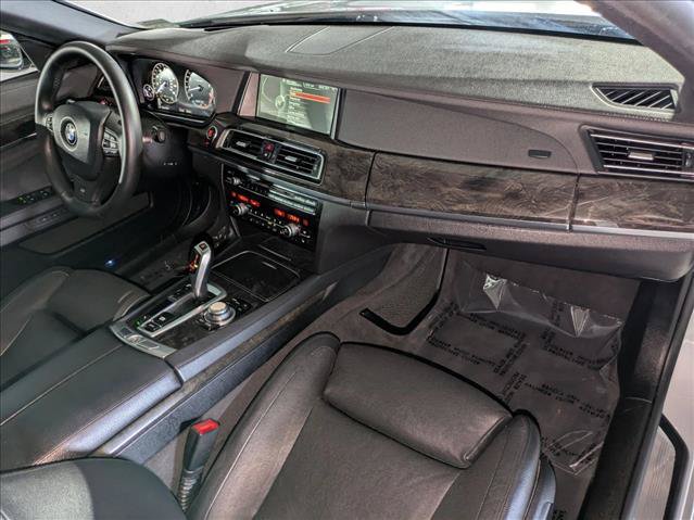 Used 2013 BMW 740i RWD image 23