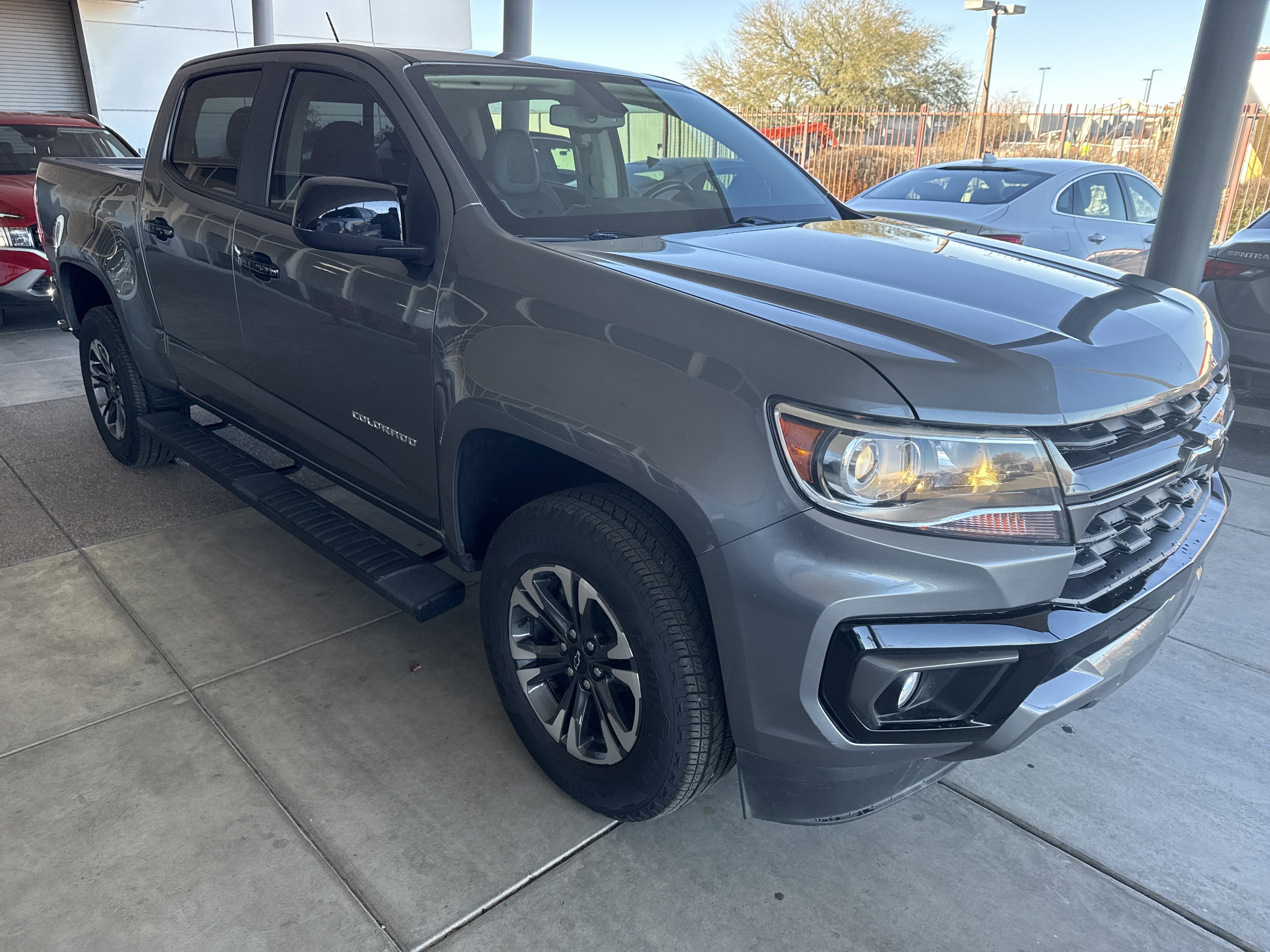 Used 2022 Chevrolet Colorado Z71 image 3