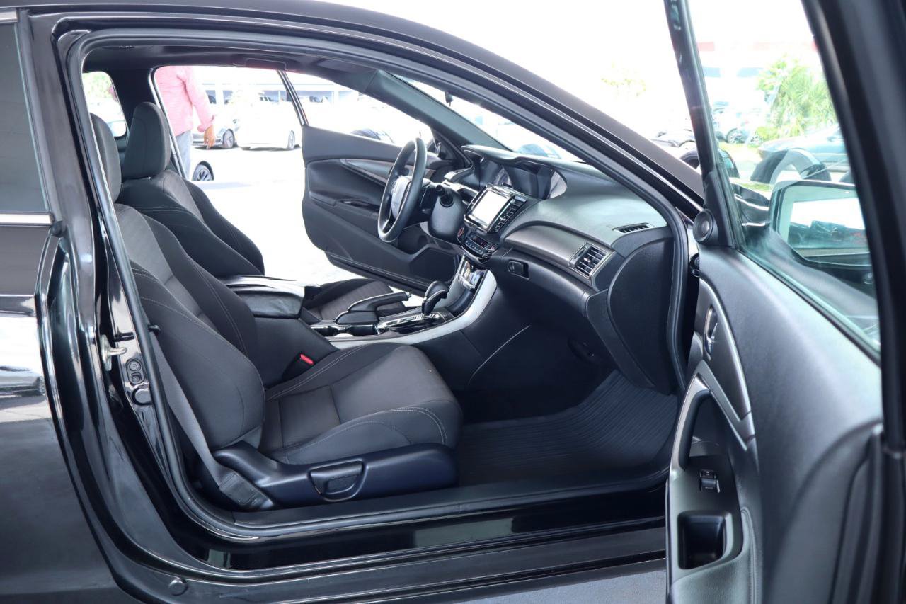 Used 2016 Honda Accord EX image 30