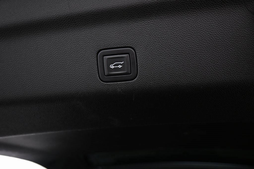 Used 2023 Chevrolet Tahoe LT image 37