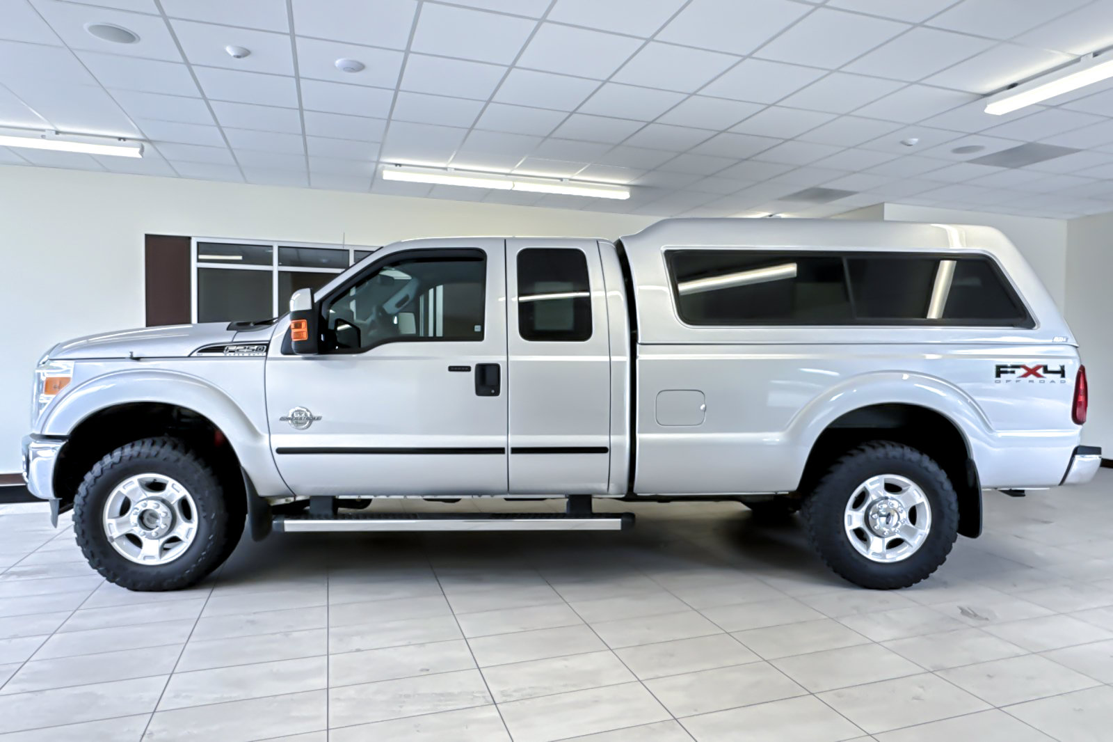 Used 2011 Ford F250 XLT w/ XLT Premium Pkg AWD/4WD image 7