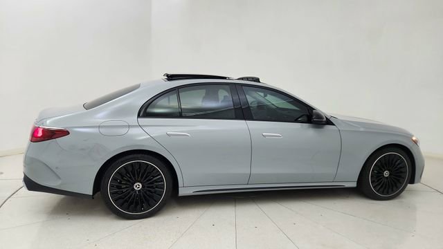 Used 2024 Mercedes-Benz E 350 4MATIC Sedan image 6
