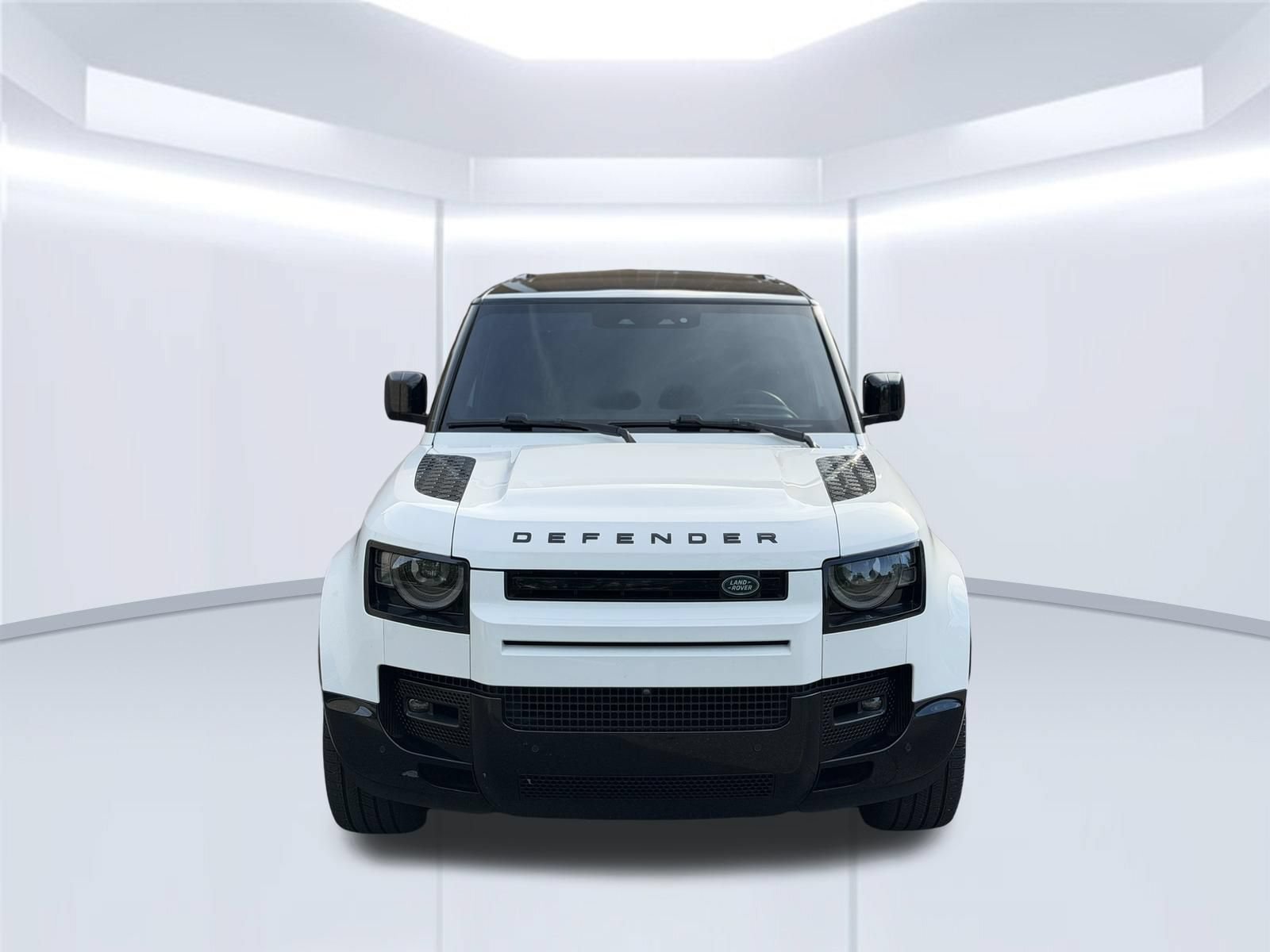 Used 2024 Land Rover Defender 130 X-Dynamic SE AWD/4WD image 2