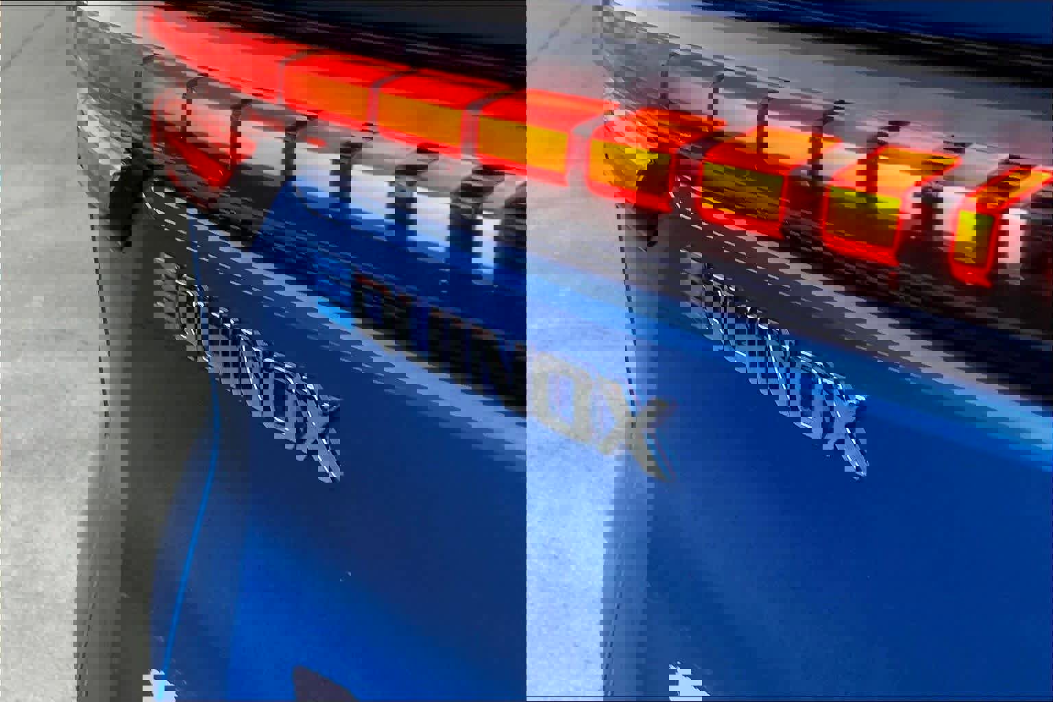 New 2025 Chevrolet Equinox EV LT w/ Convenience Package II image 15