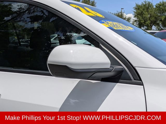 Used 2026 Chevrolet Equinox LT FWD image 11