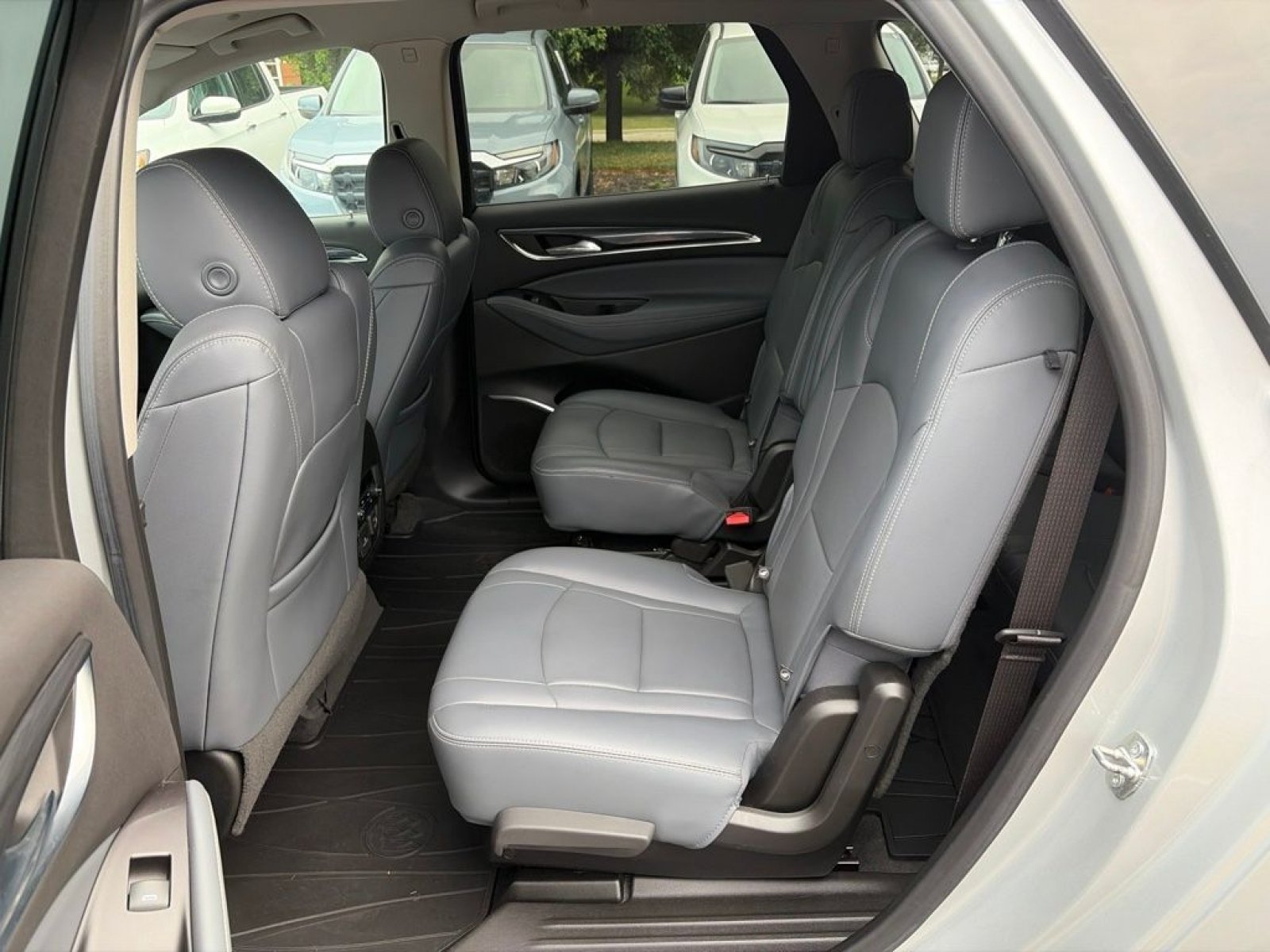 Used 2020 Buick Enclave Premium w/ Trailering Package, 5000 lbs. AWD/4WD image 21