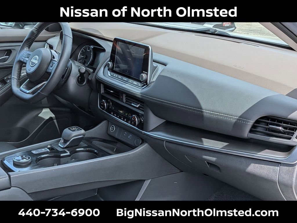 Certified 2023 Nissan Rogue SV w/ SV Premium B Package AWD/4WD image 28
