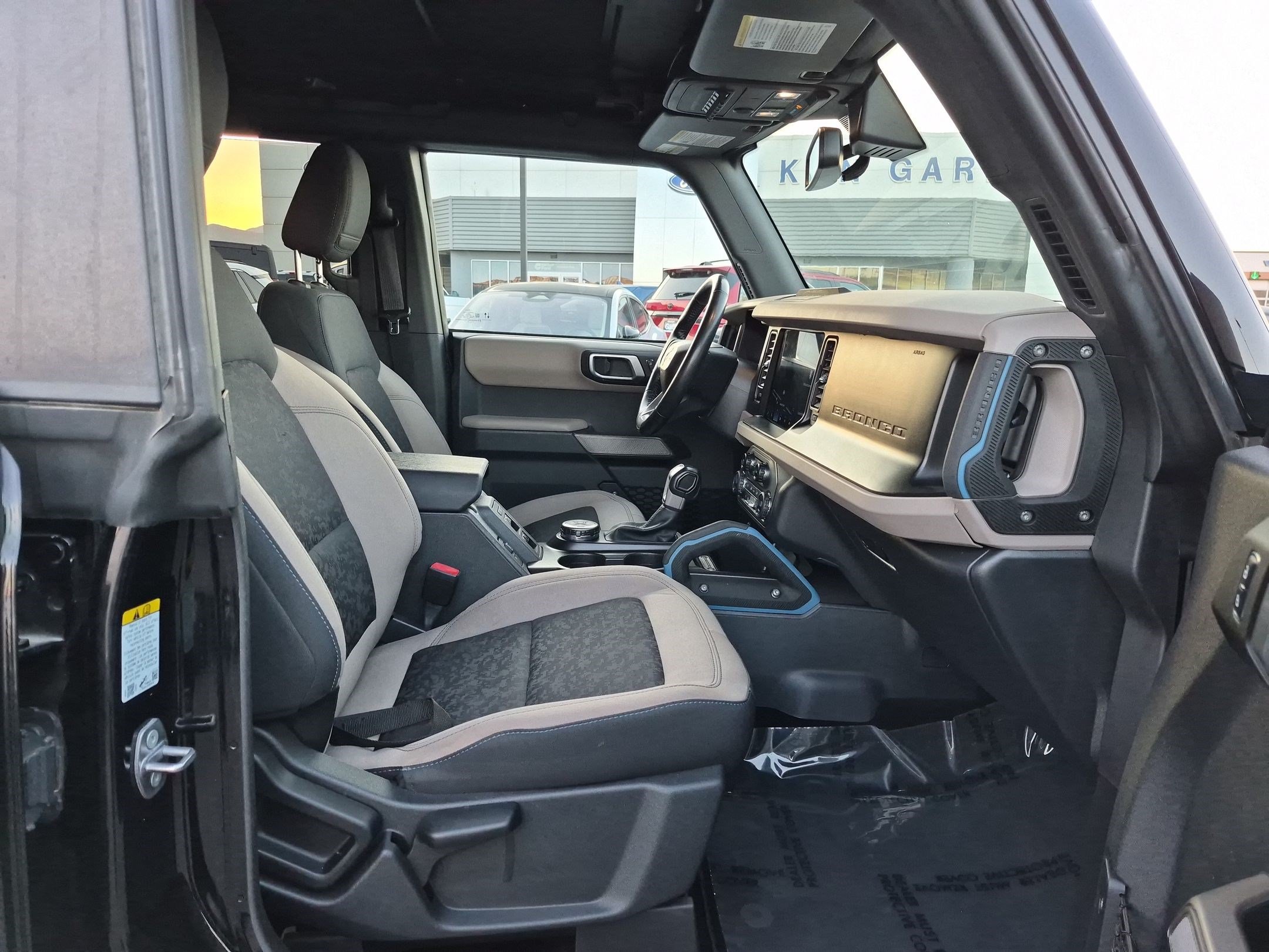 Used 2023 Ford Bronco Wildtrak AWD/4WD image 33