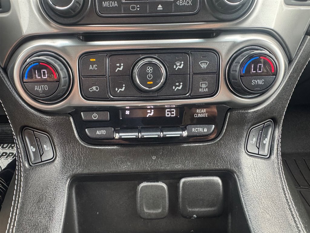 Used 2019 Chevrolet Suburban LT image 22