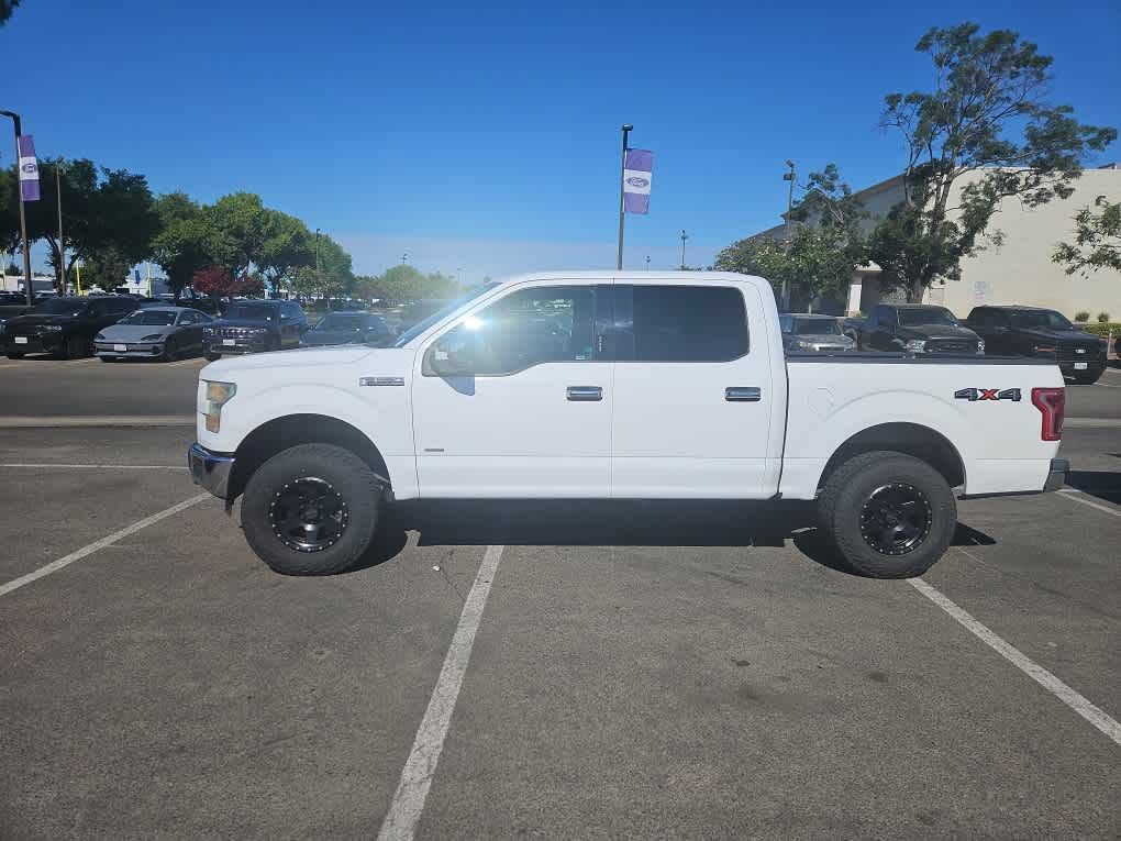 Used 2016 Ford F150 XLT AWD/4WD image 4