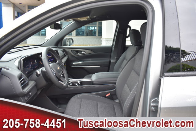New 2027 Chevrolet Traverse LT FWD image 16
