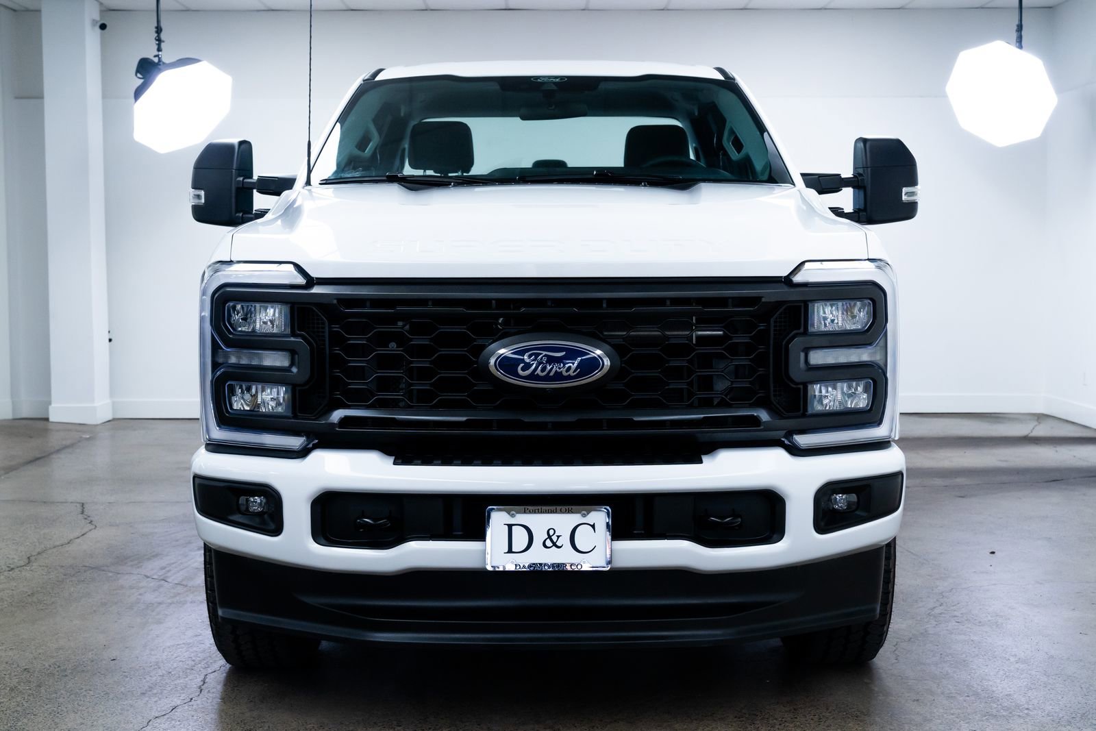 Used 2025 Ford F350 XL w/ STX Appearance Package image 2