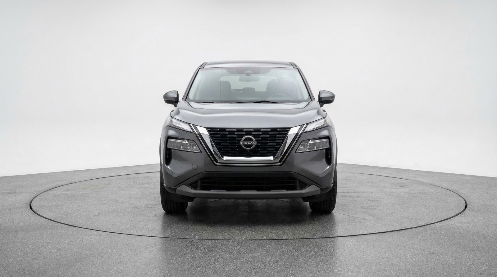 Used 2024 Nissan Rogue SV image 2