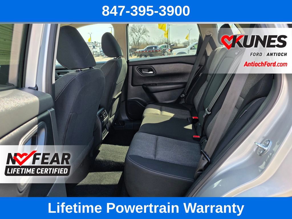 Used 2025 Nissan Rogue SV image 20