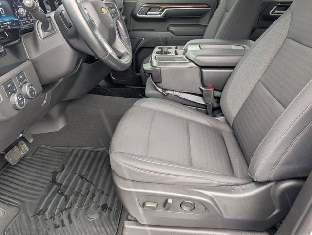 Used 2024 Chevrolet Silverado 1500 LT image 14