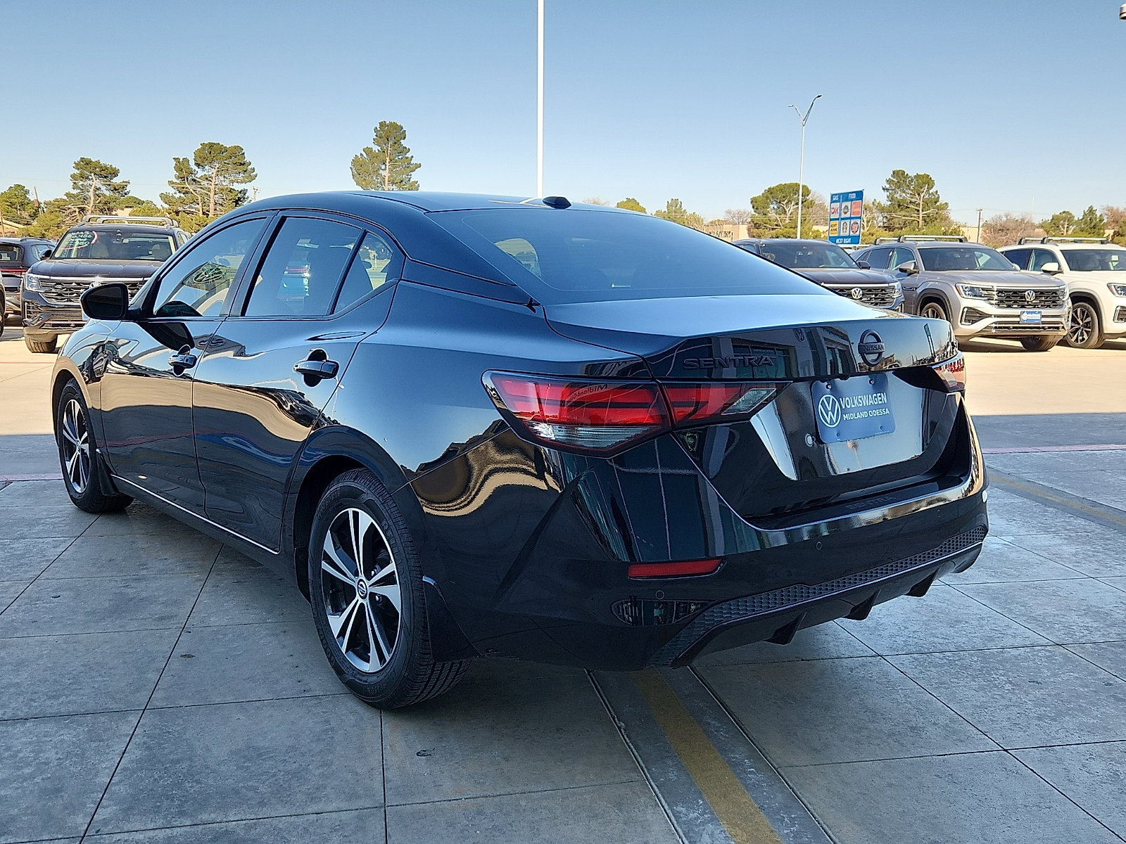 Used 2021 Nissan Sentra SV image 5