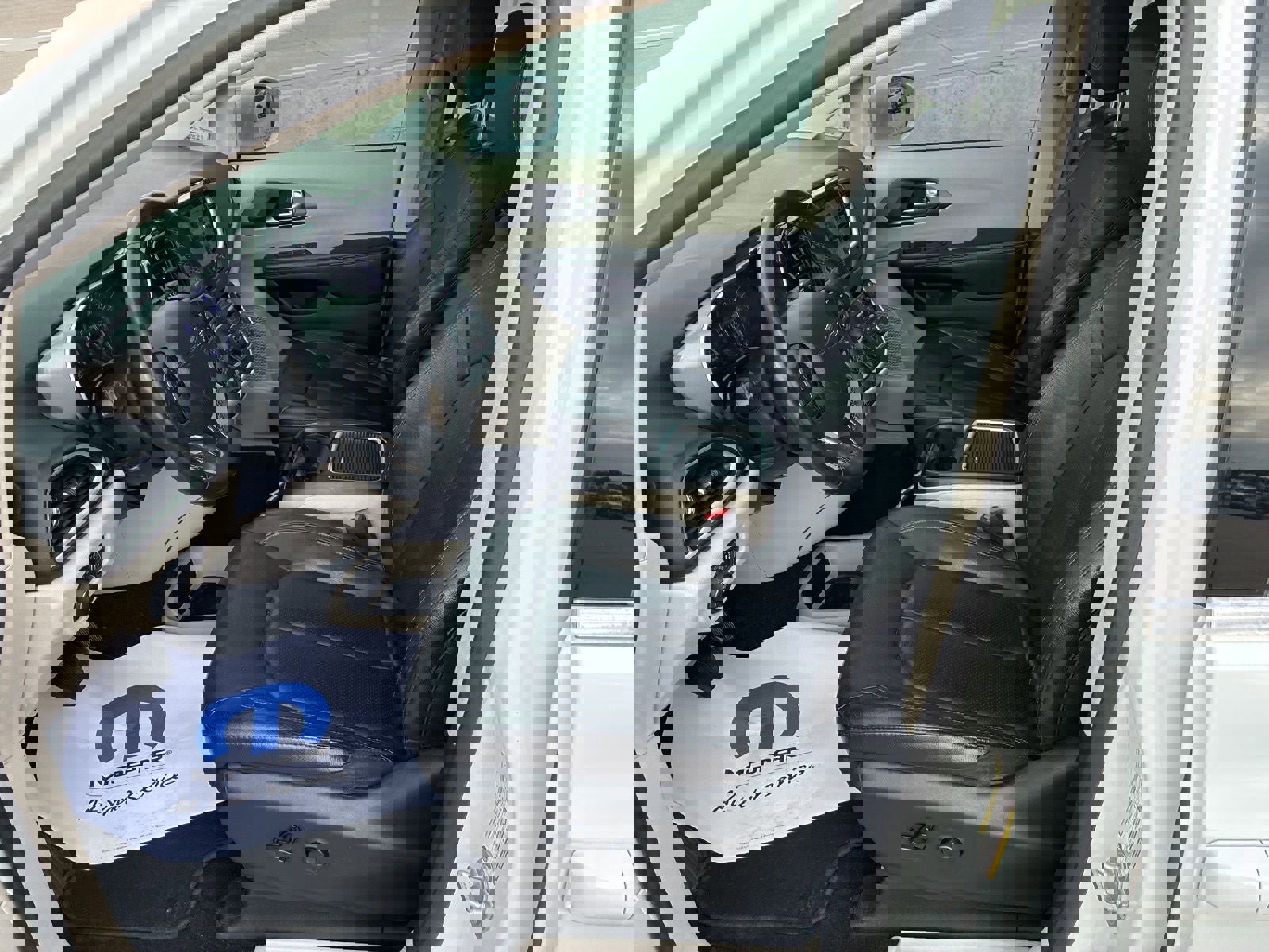 Used 2022 Chrysler Pacifica Touring-L image 14