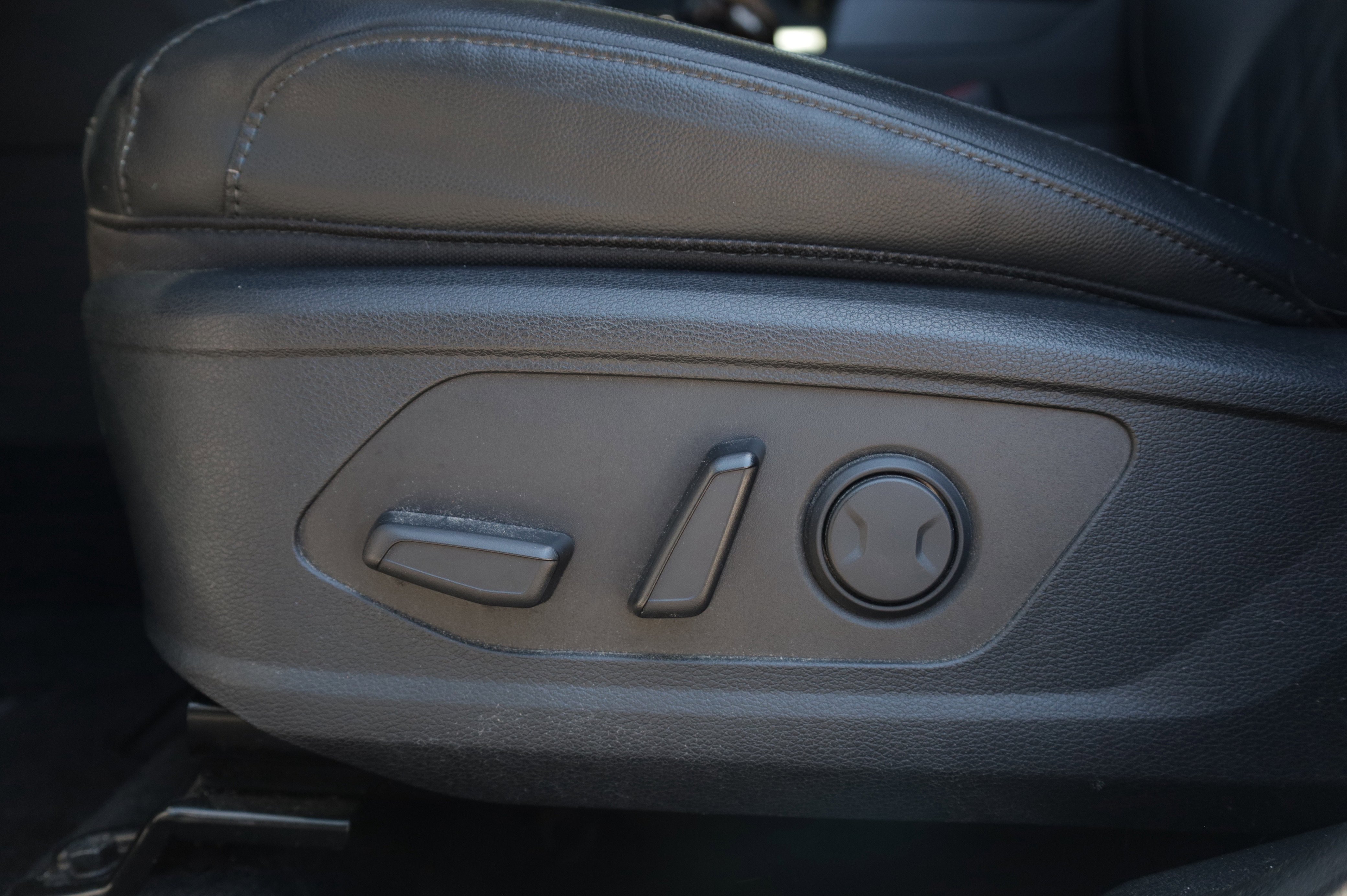 Used 2023 Kia Sportage X-Line w/ X-Line Premium Package AWD/4WD image 18