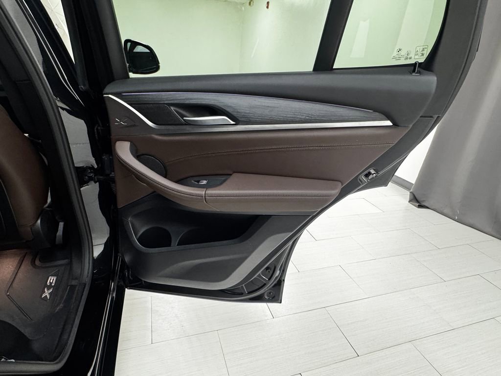 Used 2024 BMW X3 xDrive30i w/ Premium Package image 15