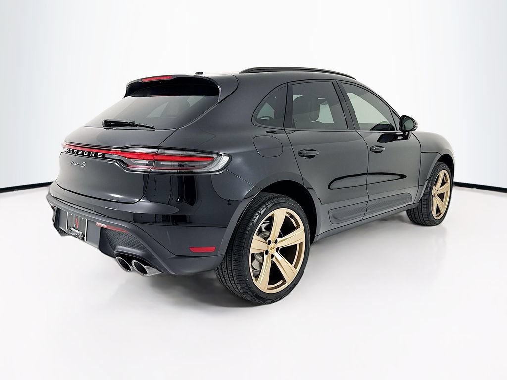 New 2026 Porsche Macan S AWD/4WD image 9