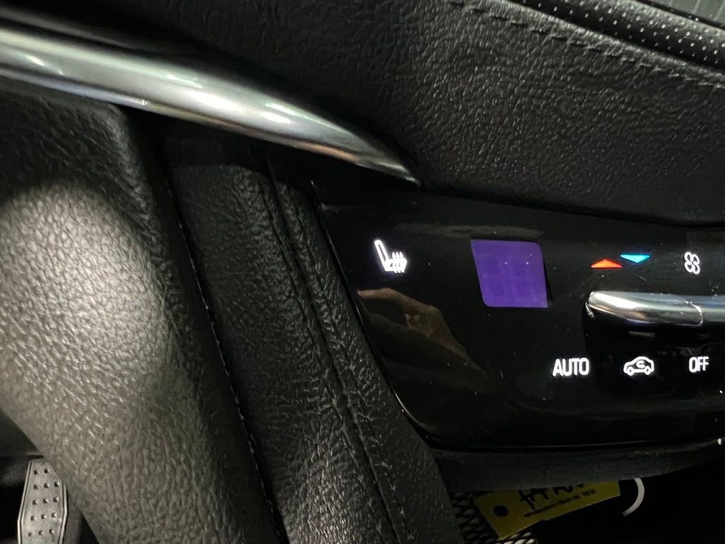 Used 2020 Cadillac XT5 Luxury image 33