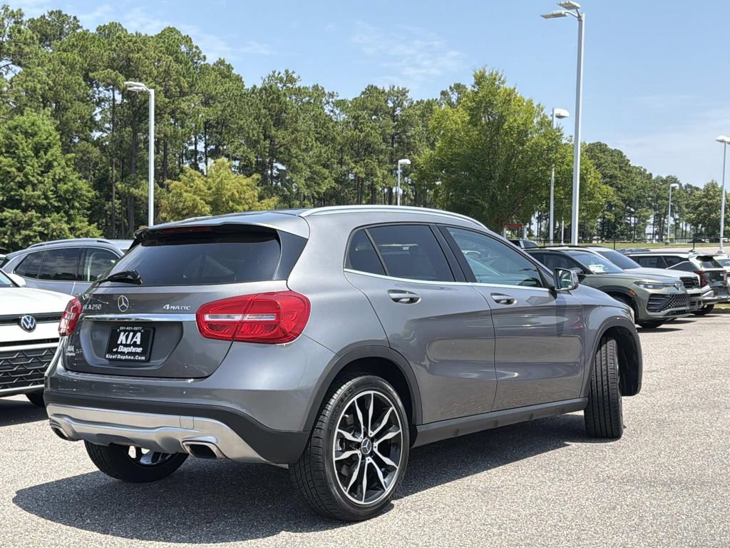 Used 2015 Mercedes-Benz GLA 250 4MATIC image 4