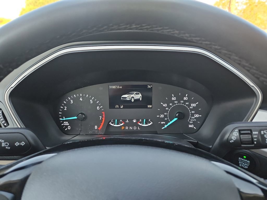 Used 2022 Ford Escape SE w/ Cold Weather Package image 23