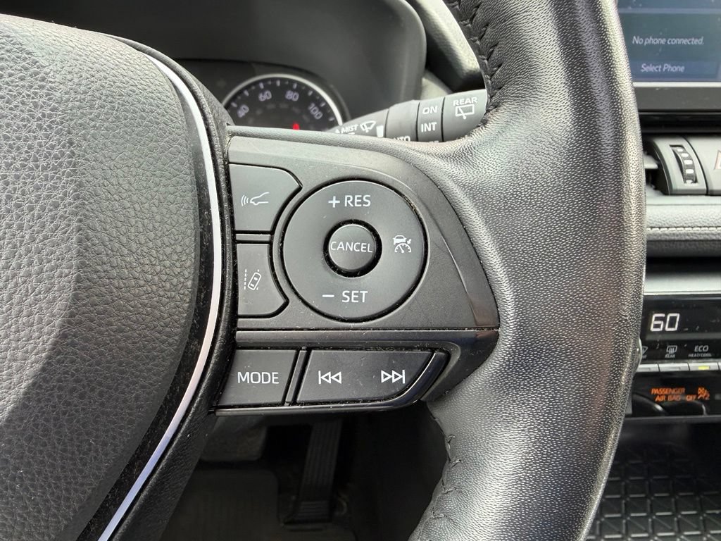 Used 2021 Toyota RAV4 XLE Premium AWD/4WD image 16