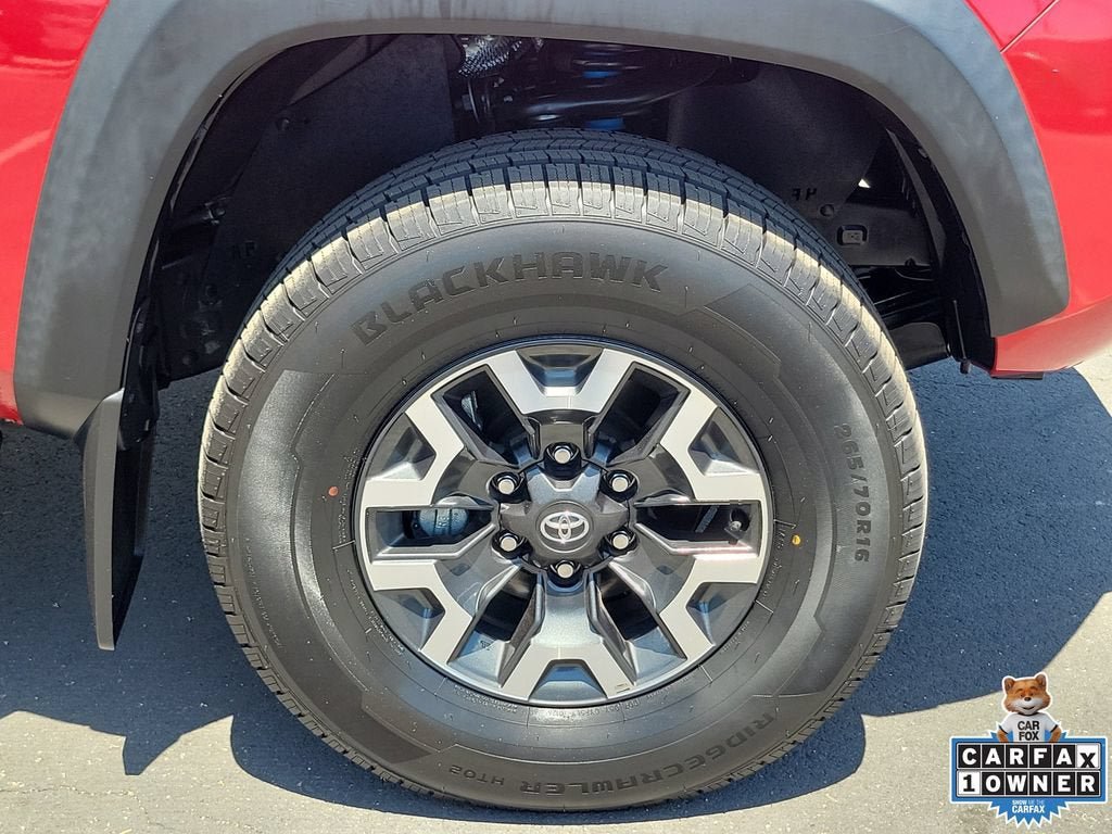 Used 2023 Toyota Tacoma TRD Off-Road w/ Technology Package AWD/4WD image 5