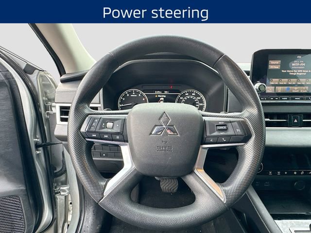 Used 2022 Mitsubishi Outlander ES image 12