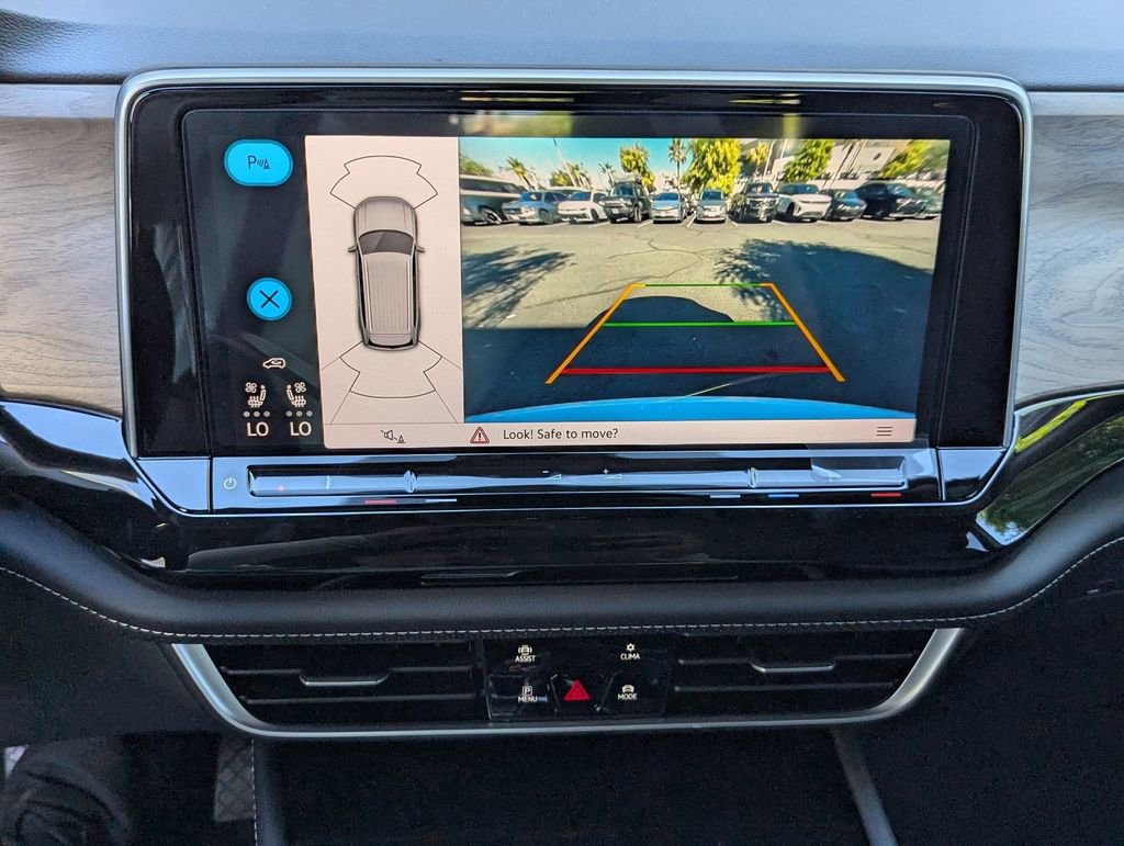 New 2026 Volkswagen Atlas SE image 12