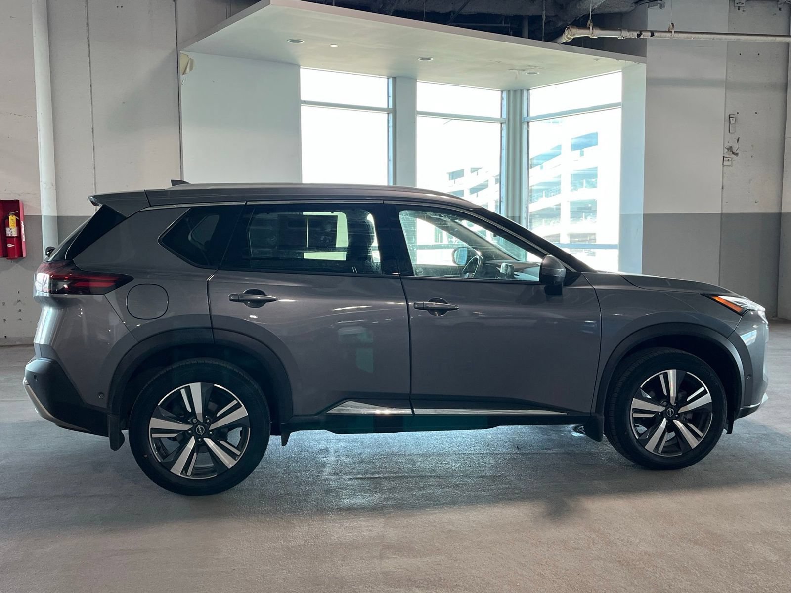 Used 2023 Nissan Rogue Platinum w/ Platinum Premium Package AWD/4WD image 13