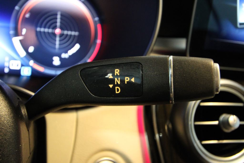 Used 2020 Mercedes-Benz C 300 Cabriolet image 14